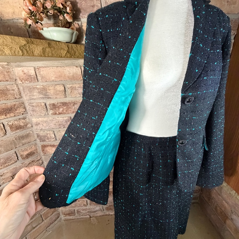CHADWICK’S Vintage Woven Tweed Black & Teal Blazer and Skirt Set - Picture 4 of 16